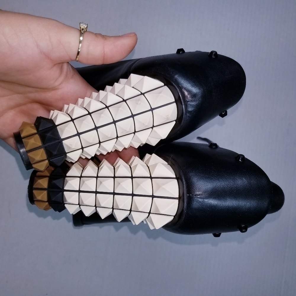 🌸 Fendi | Leather Ankle Boots with Spiked Heel Design, size 40‎ - Picture 9 of 16